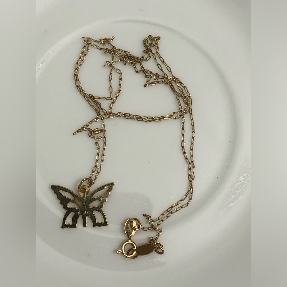 SOLID 14K GOLD  BUTTERFLY PENDANT & CHAIN LINK NECKLACE ~ " / 0.84